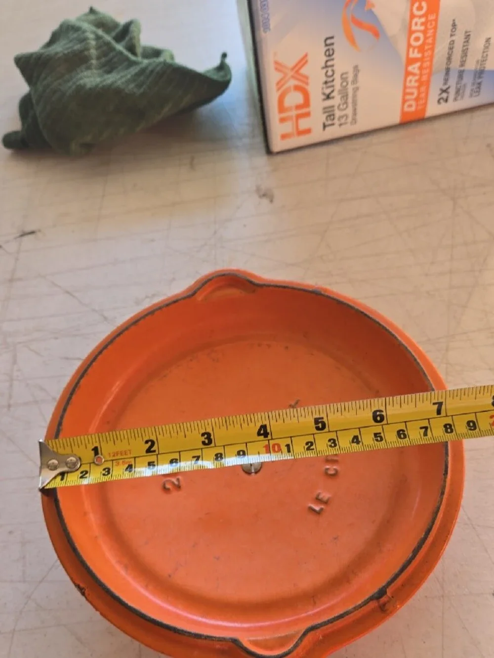 Le Creuset heavy duty
